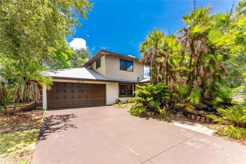 Casa en venta en North Port, Florida, 4 dormitorios, 170.01 m2 № 2258594 - foto 2