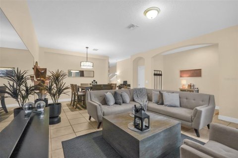 Adosado en venta en Windermere, Florida, 3 dormitorios, 183.39 m2 № 2130001 - foto 4