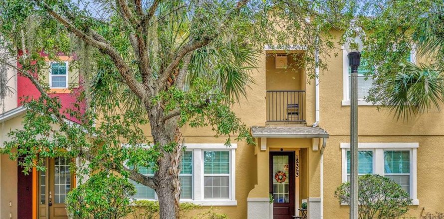 Adosado en Windermere, Florida 3 dormitorios, 183.39 m2 № 2130001