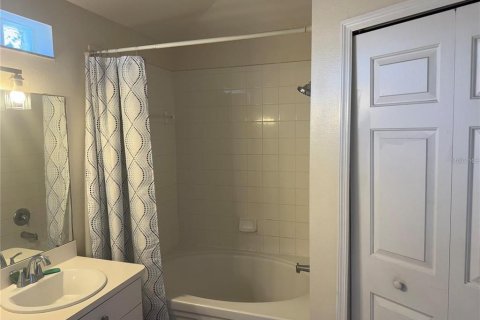 Villa ou maison à louer à Riverview, Floride: 4 chambres, 124.77 m2 № 2167312 - photo 13
