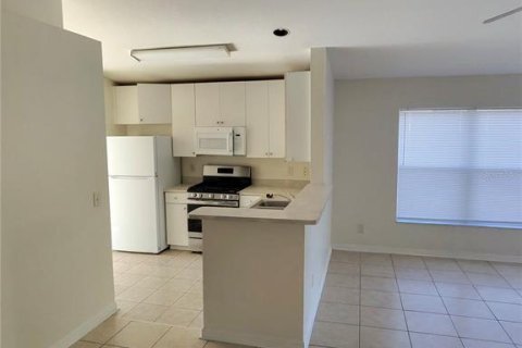 Villa ou maison à louer à Riverview, Floride: 4 chambres, 124.77 m2 № 2167312 - photo 7
