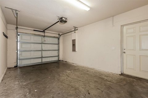 House in Tampa, Florida 3 bedrooms, 125.6 sq.m. № 2205683 - photo 17