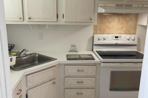 Copropriété à louer à Hollywood, Floride: 1 chambre, 69.68 m2 № 2169447 - photo 15