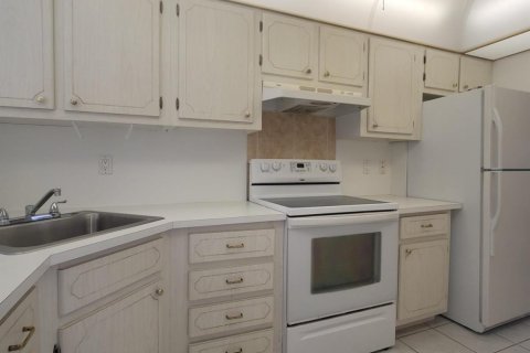 Copropriété à louer à Hollywood, Floride: 1 chambre, 69.68 m2 № 2169447 - photo 13