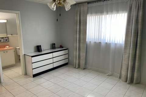 Copropriété à louer à Hollywood, Floride: 1 chambre, 69.68 m2 № 2169447 - photo 27