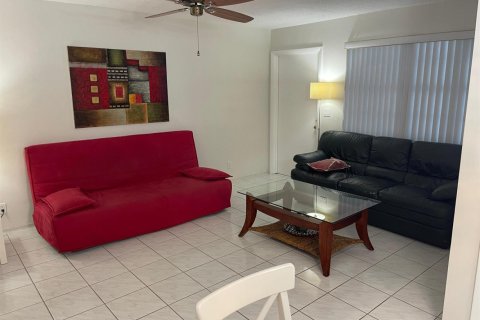 Copropriété à louer à Hollywood, Floride: 1 chambre, 69.68 m2 № 2169447 - photo 17