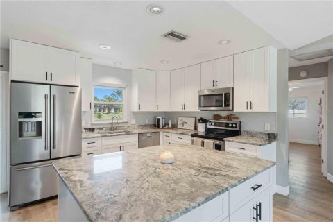 Casa en venta en North Port, Florida, 3 dormitorios, 171.68 m2 № 2145462 - foto 16
