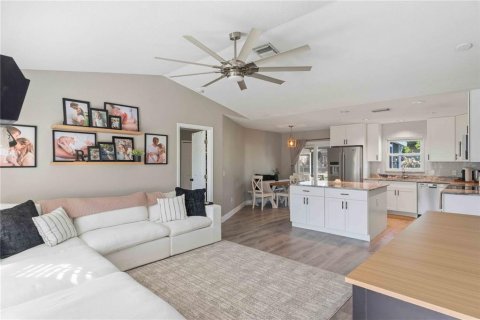 Casa en venta en North Port, Florida, 3 dormitorios, 171.68 m2 № 2145462 - foto 12