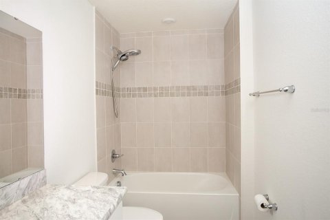 Villa ou maison à vendre à Haines City, Floride: 3 chambres, 138.05 m2 № 2400484 - photo 26