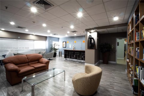 Copropriété à louer à Miami, Floride: 1 chambre, 55.09 m2 № 1943073 - photo 22