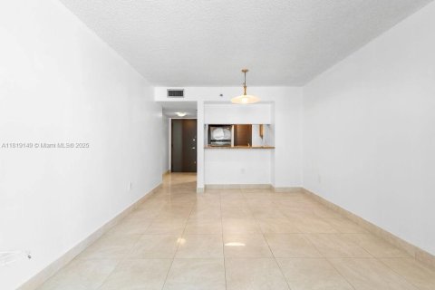 Copropriété à louer à Miami, Floride: 1 chambre, 55.09 m2 № 1943073 - photo 7