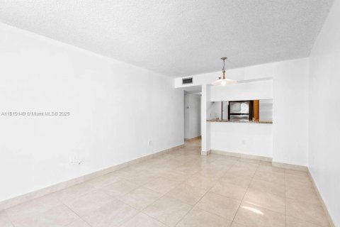 Copropriété à louer à Miami, Floride: 1 chambre, 55.09 m2 № 1943073 - photo 16