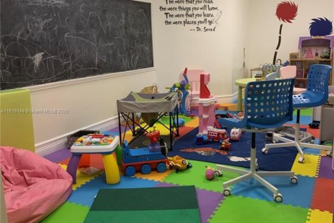 Copropriété à louer à Miami, Floride: 1 chambre, 55.09 m2 № 1943073 - photo 19