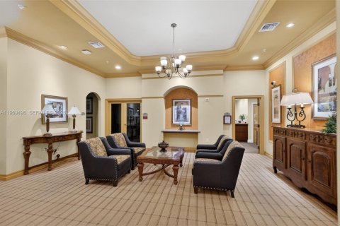 Copropriété à vendre à Coral Gables, Floride: 3 chambres, 123.47 m2 № 2030299 - photo 5