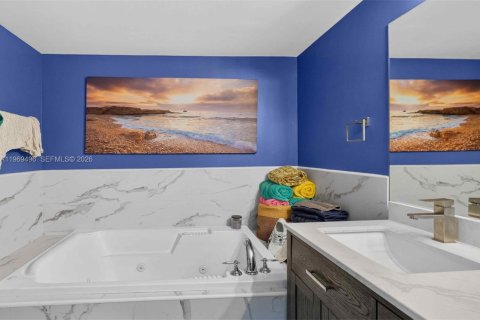 Copropriété à vendre à Coral Gables, Floride: 3 chambres, 123.47 m2 № 2030299 - photo 19