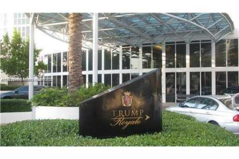 Condo in Sunny Isles Beach, Florida, 1 bedroom  № 1726044 - photo 12