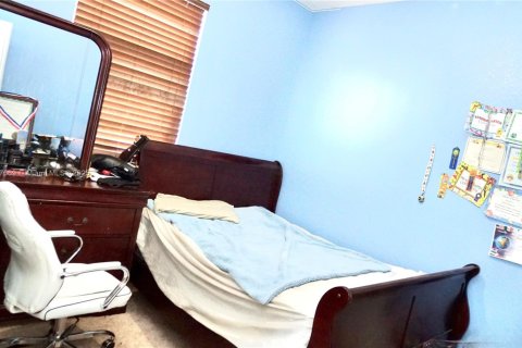 Casa en venta en Homestead, Florida, 4 dormitorios, 148.18 m2 № 1770764 - foto 11