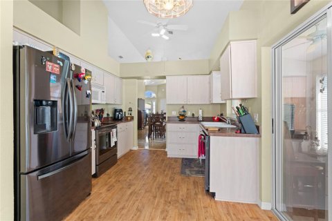 Casa en venta en Floral City, Florida, 2 dormitorios, 137.68 m2 № 1745069 - foto 8