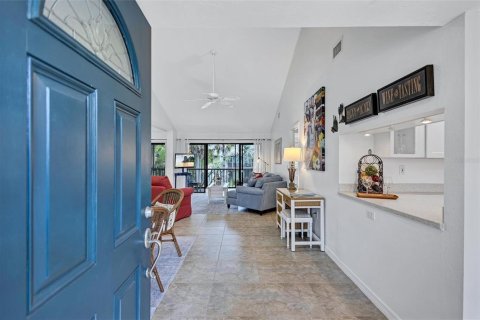 Condo in Sarasota, Florida, 3 bedrooms № 2393628 - photo 3