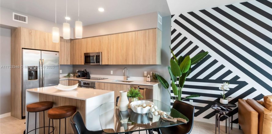 Condo à Miami, Floride, 1 chambre № 1861325