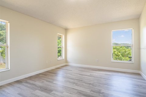 Casa en alquiler en Orlando, Florida, 3 dormitorios, 167.41 m2 № 1915584 - foto 14