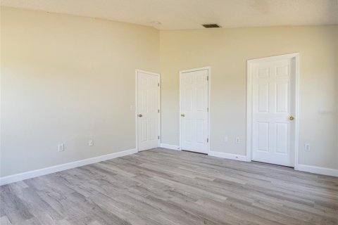 Casa en alquiler en Orlando, Florida, 3 dormitorios, 167.41 m2 № 1915584 - foto 15