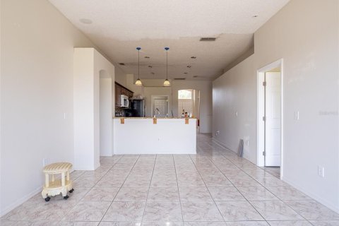 Casa en alquiler en Orlando, Florida, 3 dormitorios, 167.41 m2 № 1915584 - foto 4