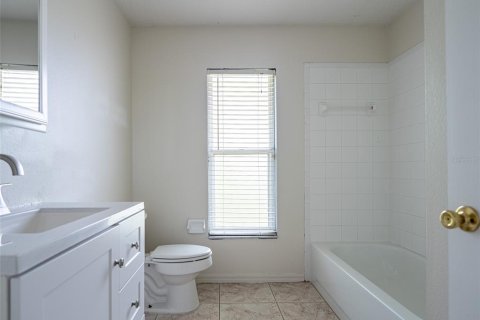 Casa en alquiler en Orlando, Florida, 3 dormitorios, 167.41 m2 № 1915584 - foto 22