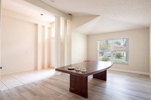 Casa en alquiler en Orlando, Florida, 3 dormitorios, 167.41 m2 № 1915584 - foto 11