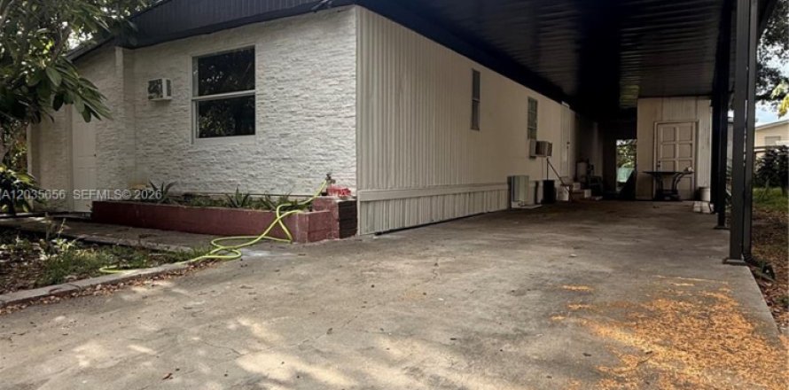 Casa en Clewiston, Florida 3 dormitorios № 2181420