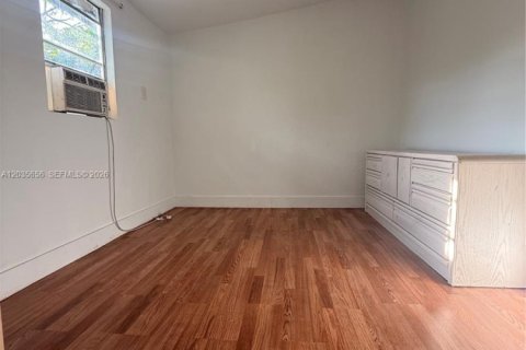 Casa en venta en Clewiston, Florida, 3 dormitorios № 2181420 - foto 17