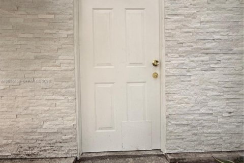 Casa en venta en Clewiston, Florida, 3 dormitorios № 2181420 - foto 14