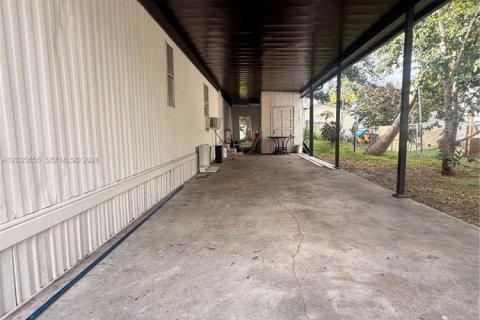 Casa en venta en Clewiston, Florida, 3 dormitorios № 2181420 - foto 3