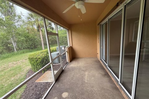 Townhouse in Parrish, Florida 2 bedrooms, 133.41 sq.m. № 2207245 - photo 14