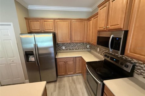 Townhouse in Parrish, Florida 2 bedrooms, 133.41 sq.m. № 2207245 - photo 4