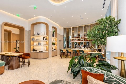 Copropriété à louer à Miami, Floride: 2 chambres, 114.73 m2 № 2431428 - photo 14