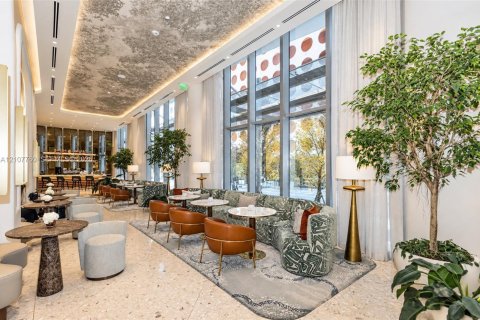 Copropriété à louer à Miami, Floride: 2 chambres, 114.73 m2 № 2431428 - photo 13