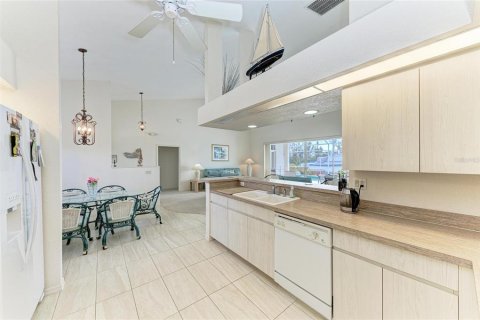 Villa ou maison à vendre à Port Charlotte, Floride: 3 chambres, 167.78 m2 № 1591621 - photo 20