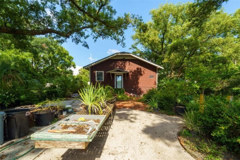 House in Tampa, Florida 3 bedrooms, 136.19 sq.m. № 1882826 - photo 21