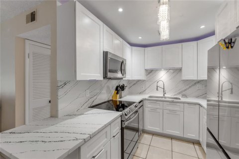 Condominio en venta en New Smyrna Beach, Florida, 2 dormitorios, 77.85 m2 № 2101896 - foto 9