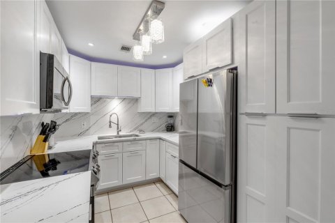 Condominio en venta en New Smyrna Beach, Florida, 2 dormitorios, 77.85 m2 № 2101896 - foto 7