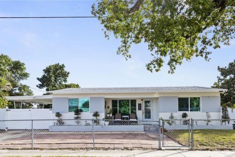 Villa ou maison à Hollywood, Floride 3 chambres, 127.28 m2 № 2020198