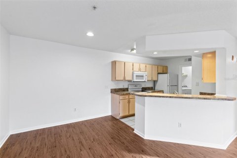 Condo in Orlando, Florida, 1 bedroom № 2094186 - photo 5