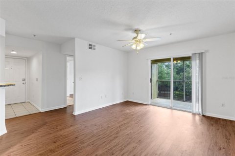 Condo in Orlando, Florida, 1 bedroom № 2094186 - photo 6