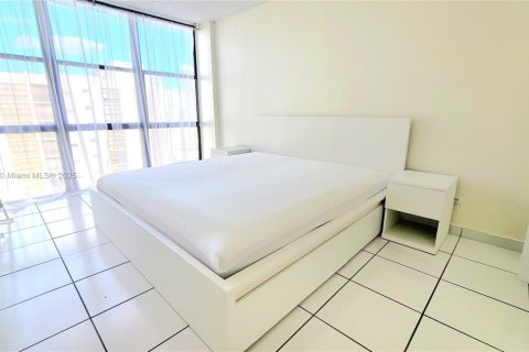 Copropriété à louer à Sunny Isles Beach, Floride: 1 chambre, 71.26 m2 № 1776490 - photo 9