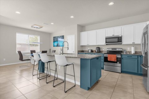 Casa en alquiler en Kissimmee, Florida, 4 dormitorios, 228.82 m2 № 1746953 - foto 24