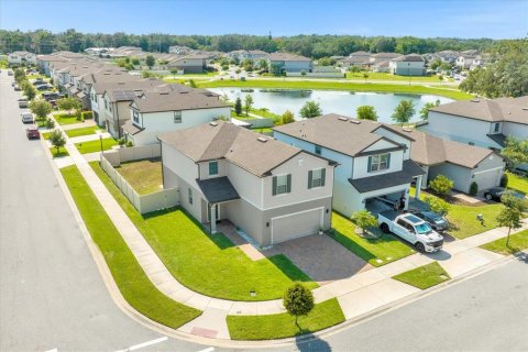 Casa en alquiler en Kissimmee, Florida, 4 dormitorios, 228.82 m2 № 1746953 - foto 3