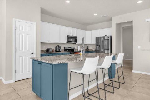Casa en alquiler en Kissimmee, Florida, 4 dormitorios, 228.82 m2 № 1746953 - foto 21