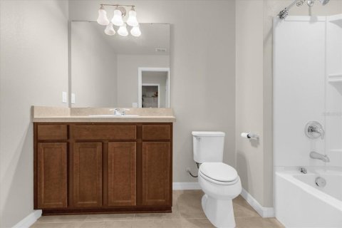 Casa en alquiler en Kissimmee, Florida, 4 dormitorios, 228.82 m2 № 1746953 - foto 11