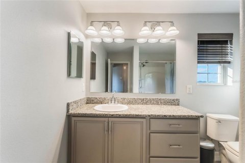 Townhouse in Windermere, Florida 3 bedrooms, 198.72 sq.m. № 1542885 - photo 26